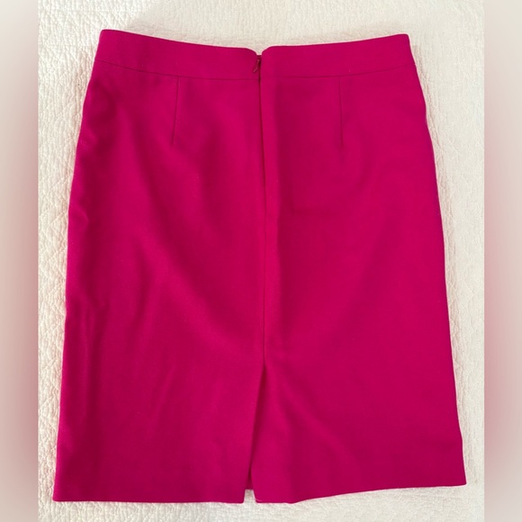 J. Crew Vibrant Pink Pencil Skirt - Picture 2 of 4
